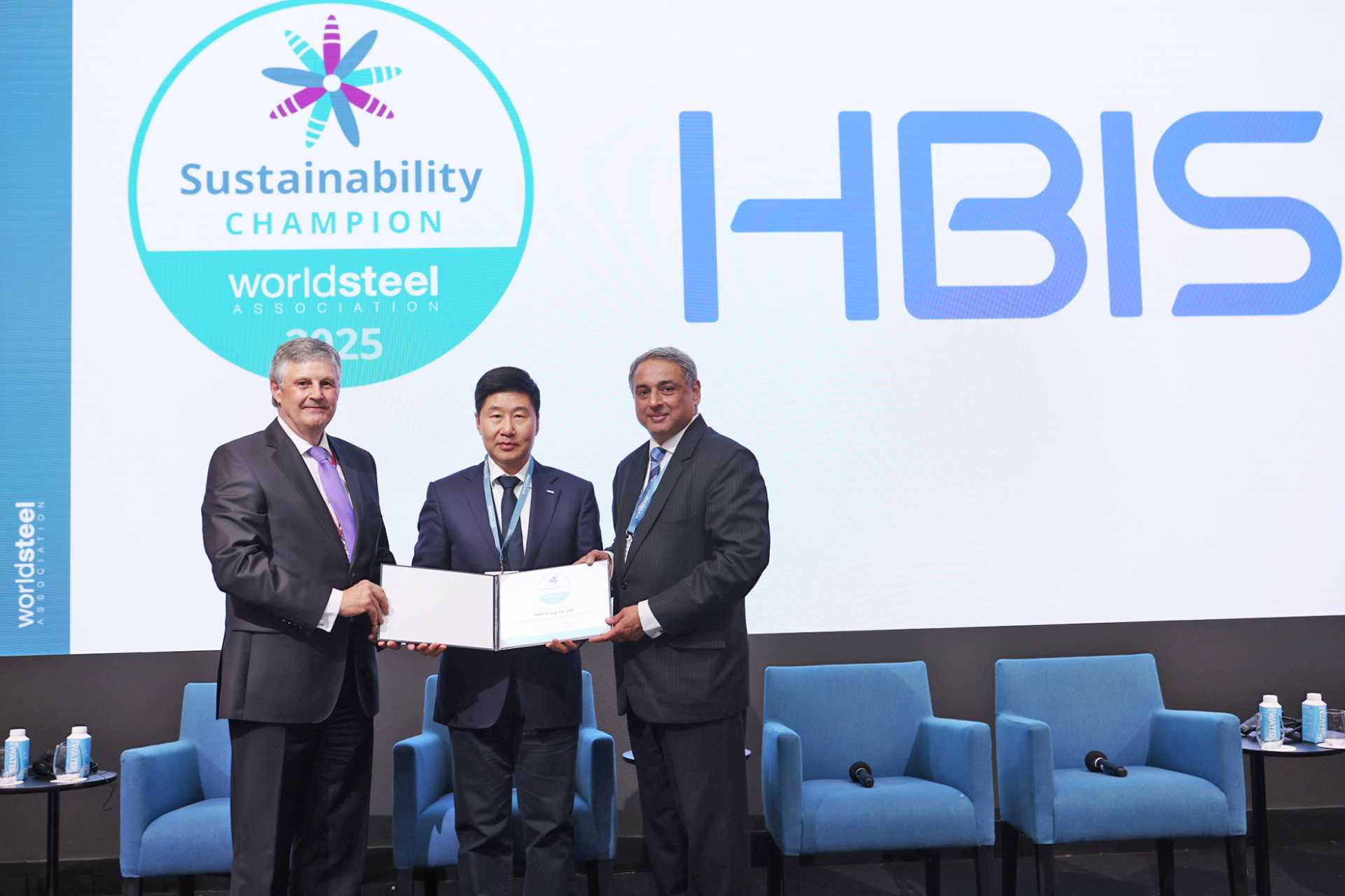 thumbnail.b9520672-b568-43ed-a5ea-0242d23a27041744333199403